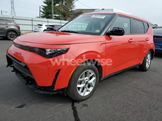 Photo 9 of 2025 KIA SOUL LX (VIN KNDJ23AU5S7248188)