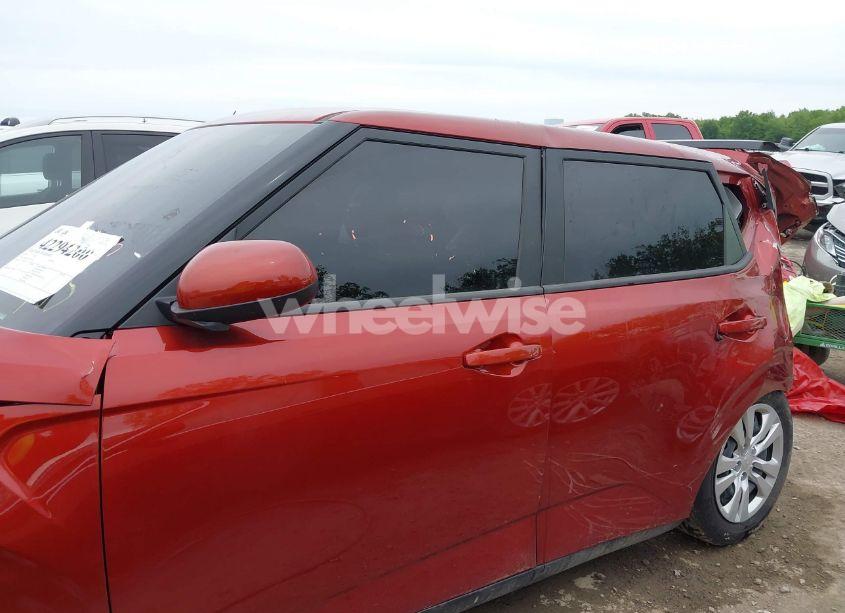 Photo 15 of 2025 Kia Soul LX (VIN KNDJ23AU5S7248286)