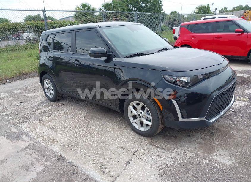 2025 Kia Soul LX (VIN KNDJ23AU5S7922078) main photo