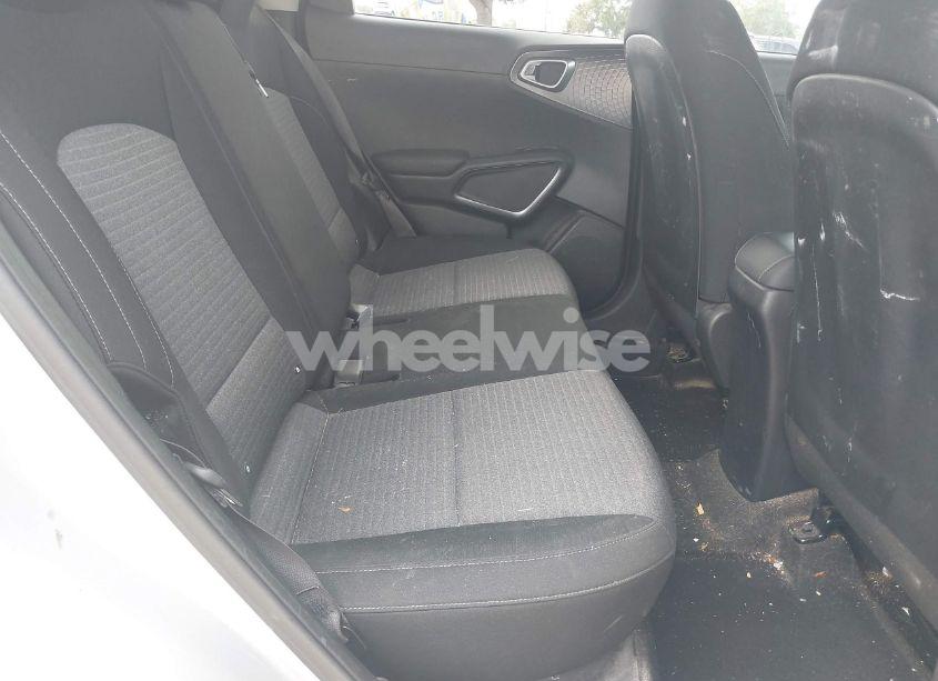 Photo 8 of 2020 Kia Soul S (VIN KNDJ23AU6L7026809)