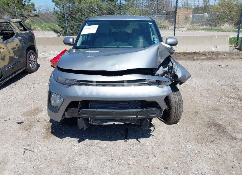 Photo 12 of 2022 Kia Soul LX (VIN KNDJ23AU6N7824035)