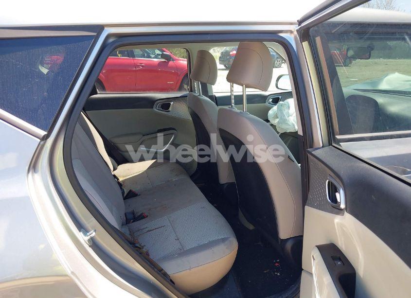 Photo 8 of 2022 Kia Soul LX (VIN KNDJ23AU6N7824035)