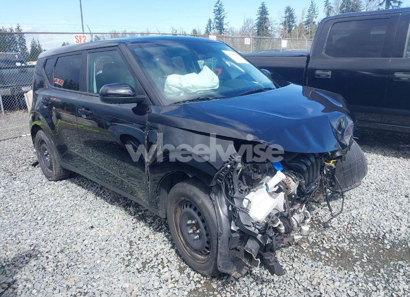 2023 Kia Soul LX (VIN KNDJ23AU6P7844398) main photo
