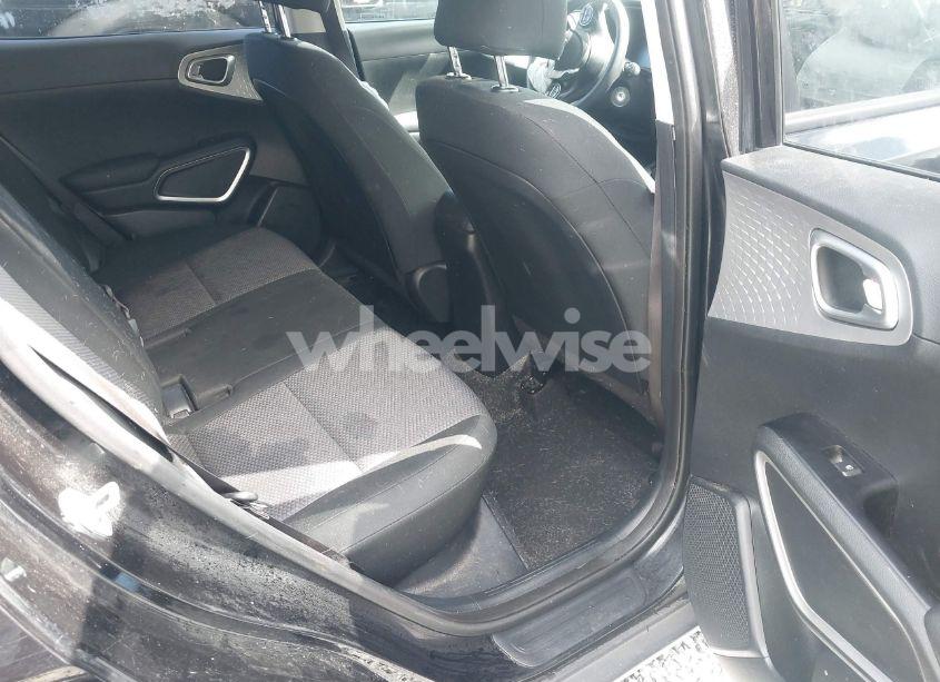 Photo 8 of 2023 Kia Soul LX (VIN KNDJ23AU6P7844398)