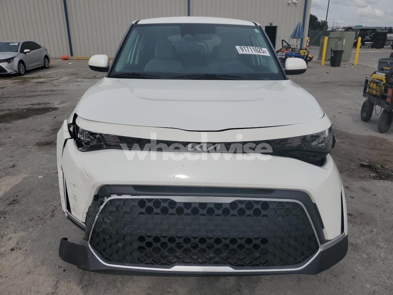 Photo 5 of 2024 KIA SOUL LX (VIN KNDJ23AU6R7228557)