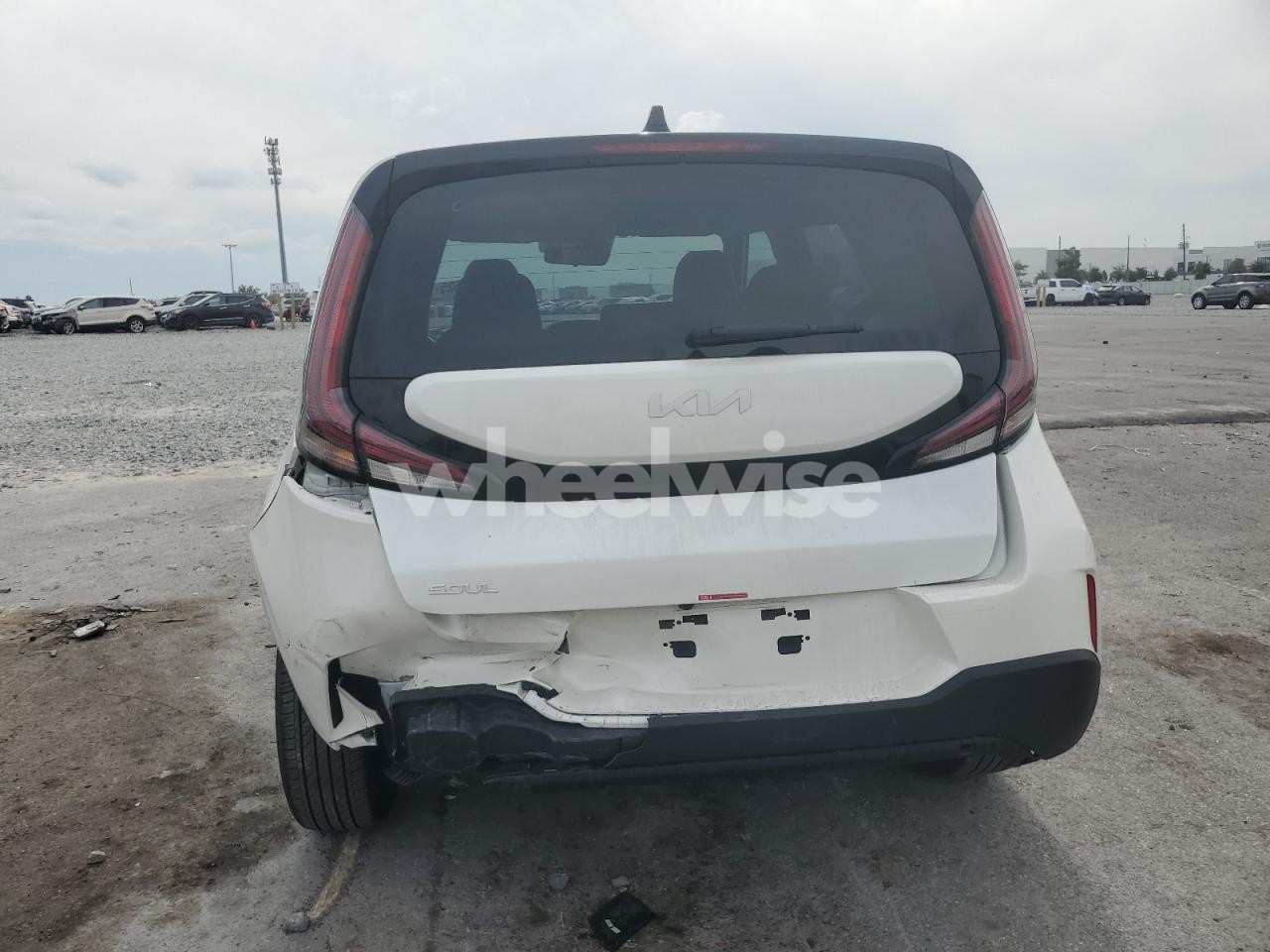 Photo 6 of 2024 KIA SOUL LX (VIN KNDJ23AU6R7228557)