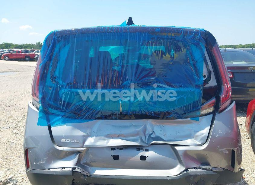 Photo 16 of 2024 Kia Soul LX/S (VIN KNDJ23AU6R7911097)