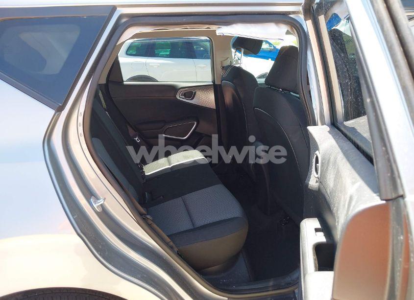 Photo 8 of 2025 Kia Soul LX (VIN KNDJ23AU6S7922476)