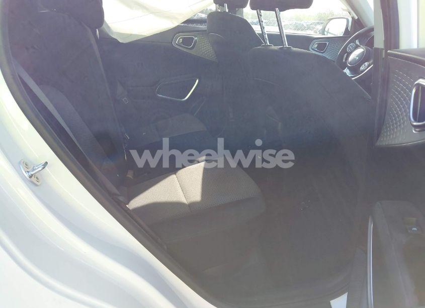 Photo 8 of 2025 Kia Soul LX (VIN KNDJ23AU6S7933784)