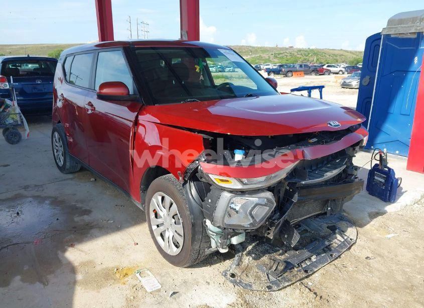 2020 Kia Soul LX (VIN KNDJ23AU7L7006908) main photo