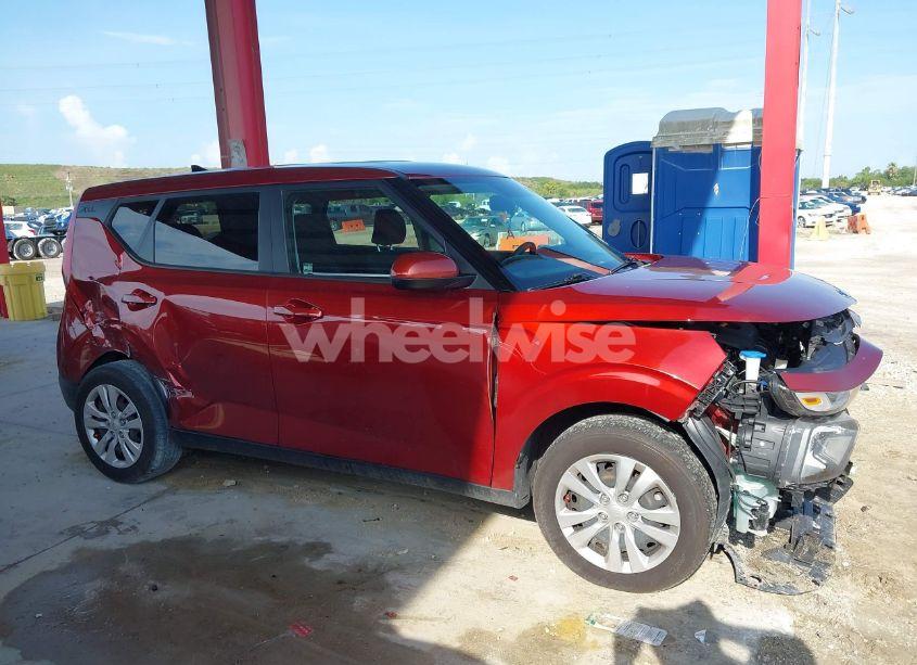 Photo 13 of 2020 Kia Soul LX (VIN KNDJ23AU7L7006908)