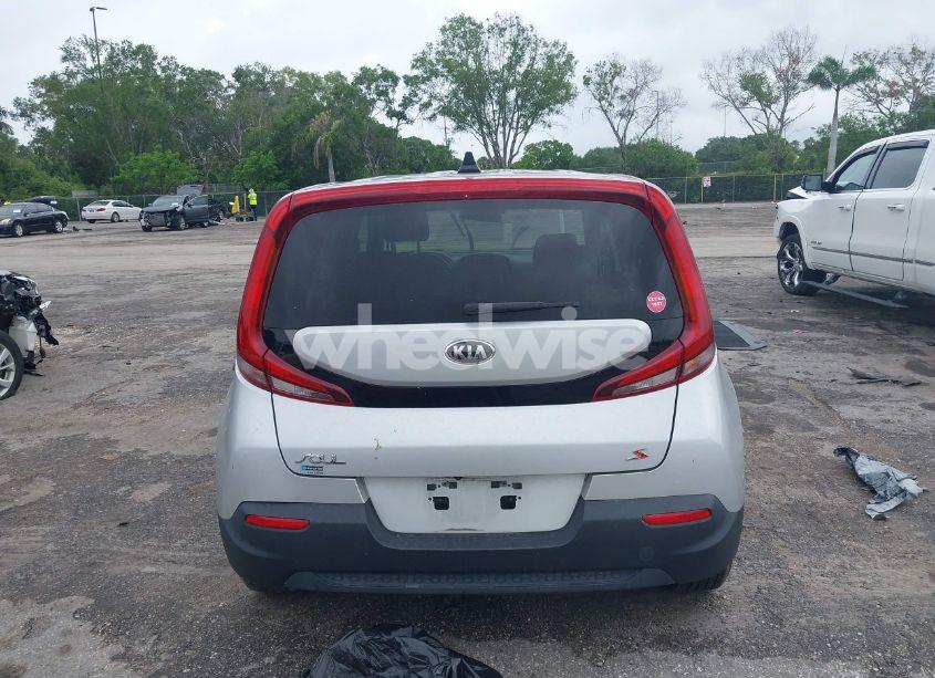 Photo 15 of 2020 Kia Soul S (VIN KNDJ23AU7L7110041)
