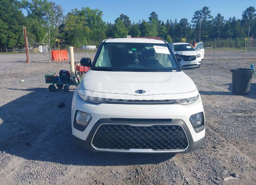 Photo 12 of 2021 Kia Soul LX (VIN KNDJ23AU7M7143705)