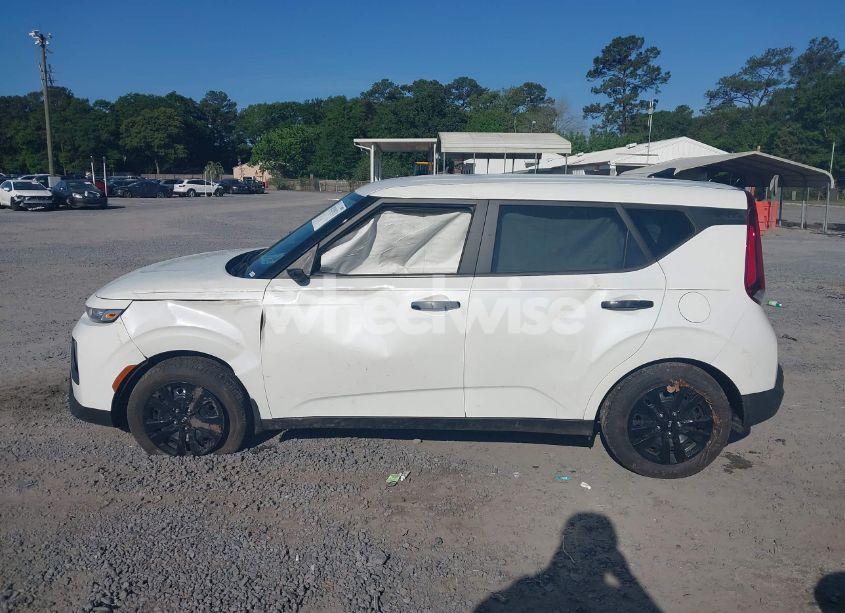 Photo 14 of 2021 Kia Soul LX (VIN KNDJ23AU7M7143705)