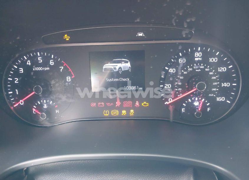 Photo 7 of 2021 Kia Soul S (VIN KNDJ23AU7M7754527)