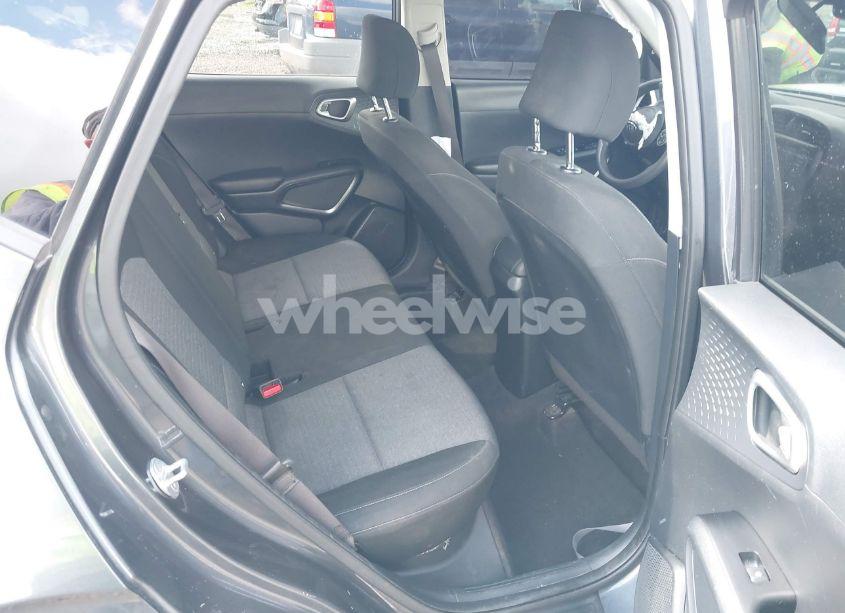 Photo 8 of 2021 Kia Soul S (VIN KNDJ23AU7M7754527)