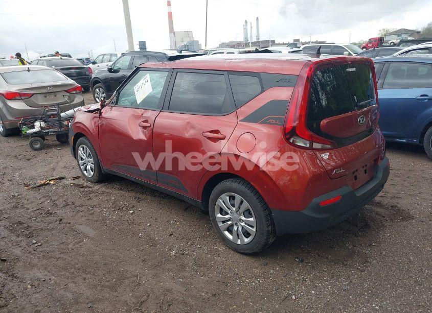 Photo 3 of 2021 Kia Soul LX (VIN KNDJ23AU7M7765379)
