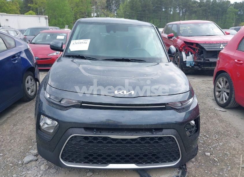 Photo 12 of 2022 Kia Soul LX (VIN KNDJ23AU7N7824576)