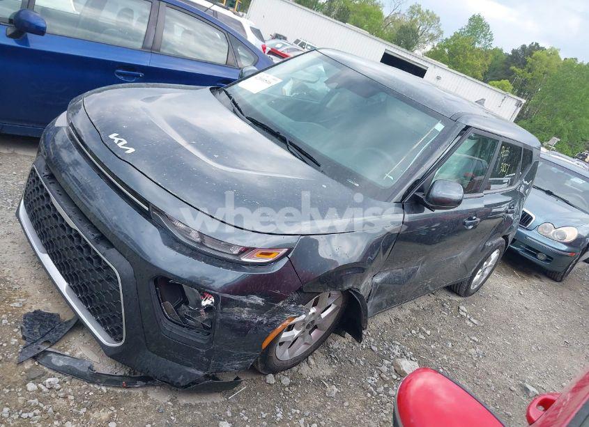 Photo 14 of 2022 Kia Soul LX (VIN KNDJ23AU7N7824576)