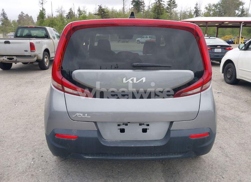 Photo 17 of 2022 Kia Soul LX (VIN KNDJ23AU7N7825856)