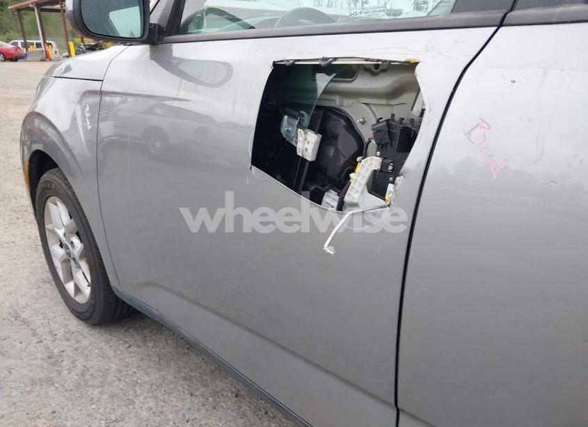 Photo 18 of 2022 Kia Soul LX (VIN KNDJ23AU7N7825856)