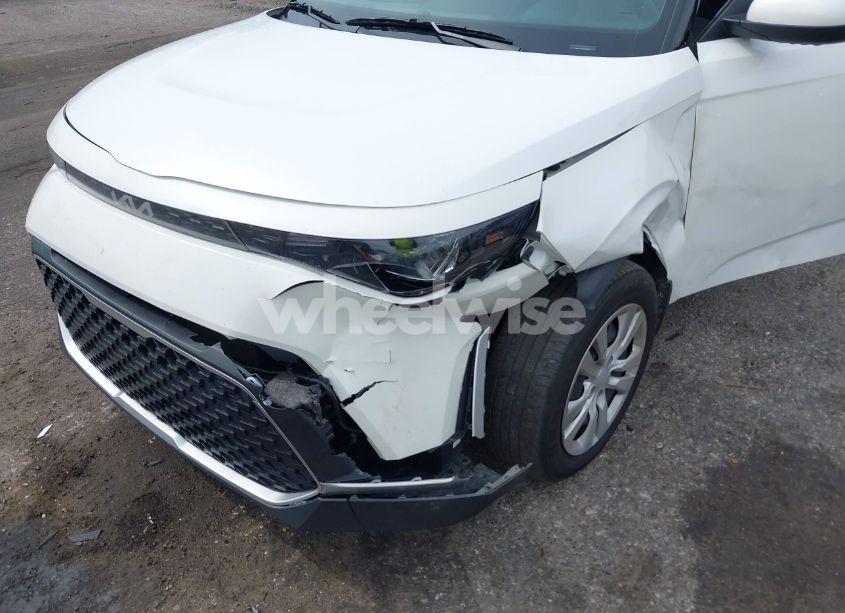 Photo 6 of 2024 Kia Soul LX (VIN KNDJ23AU7R7231211)