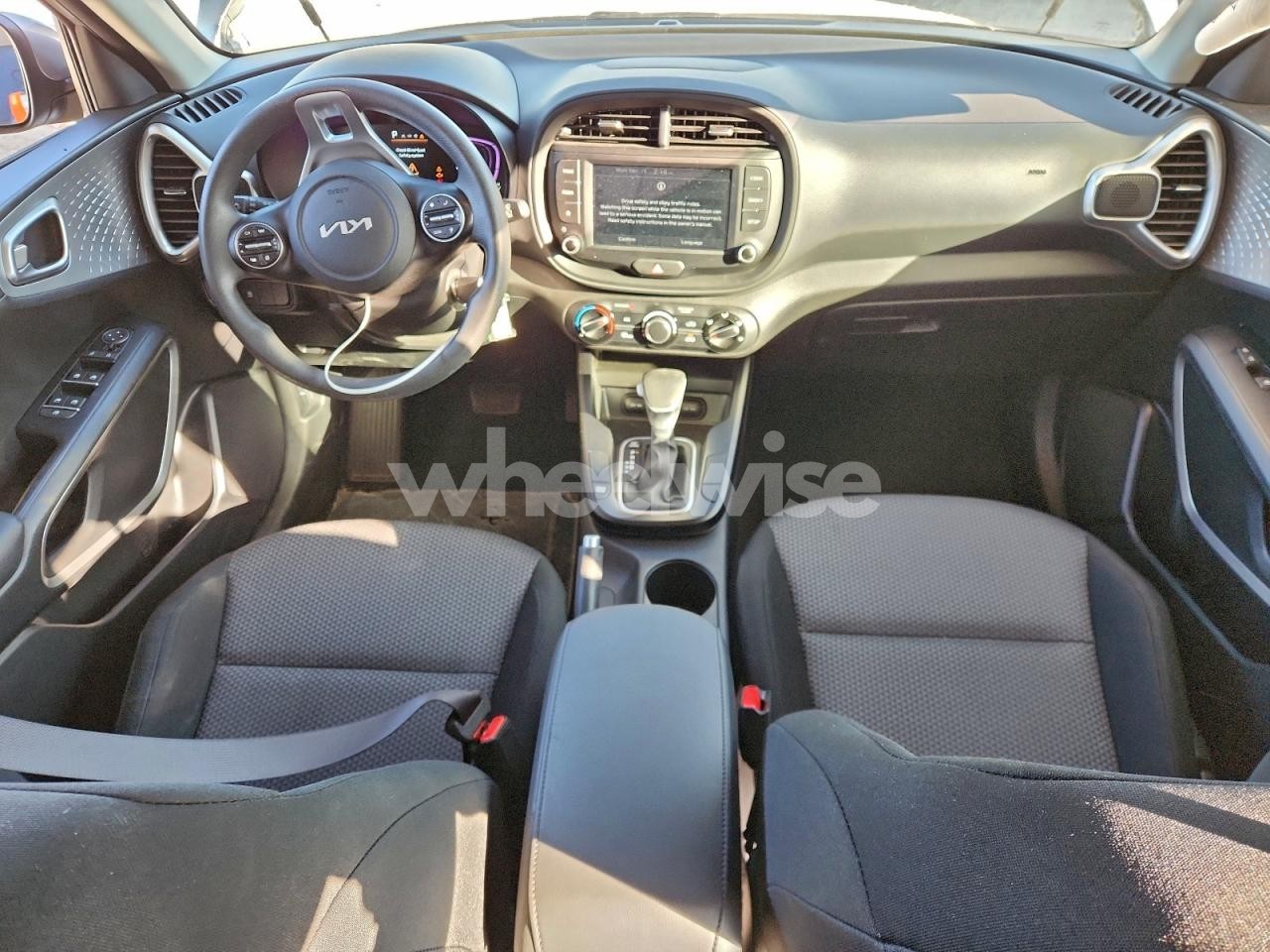 Photo 8 of 2025 KIA SOUL LX (VIN KNDJ23AU7S7937052)