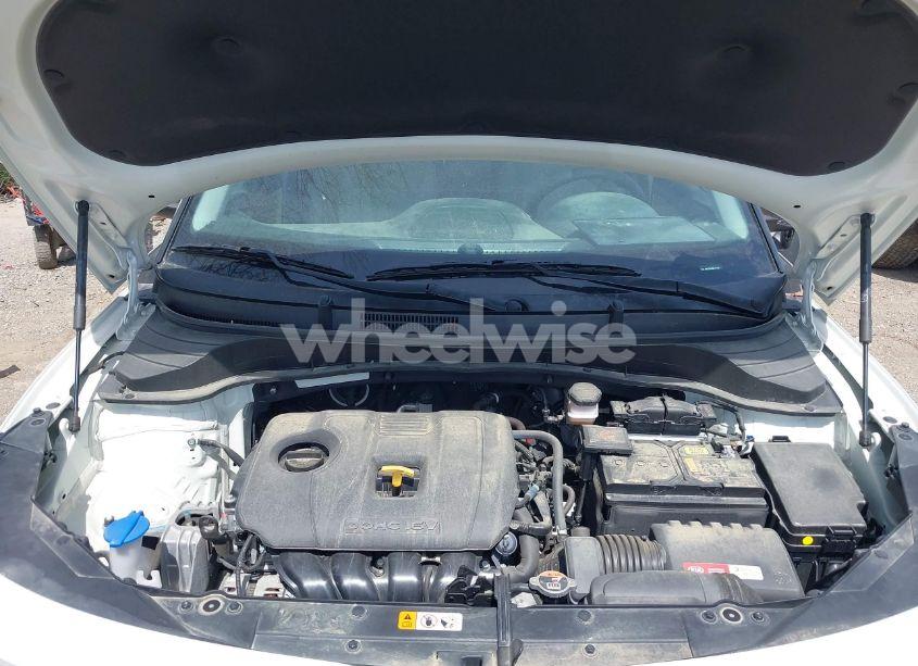 Photo 10 of 2021 Kia Soul LX (VIN KNDJ23AU8M7772518)