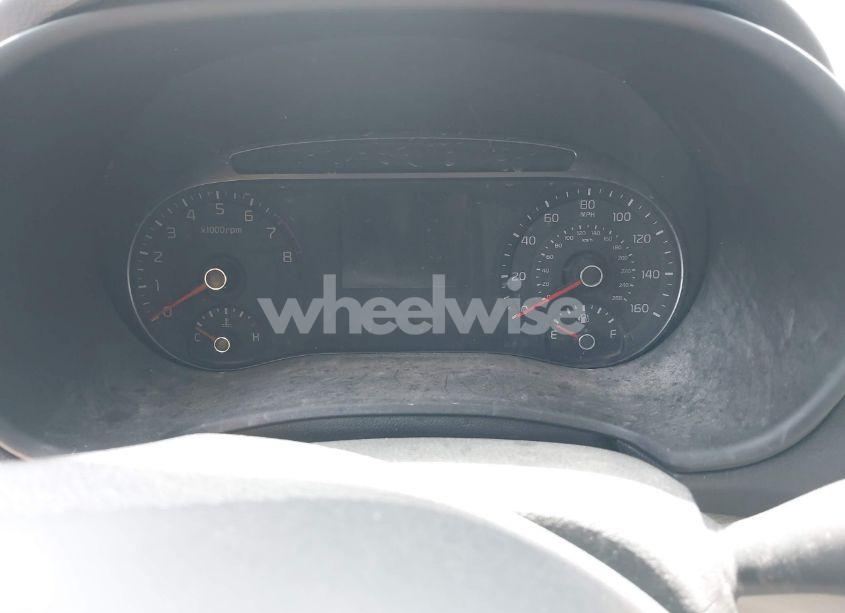 Photo 7 of 2021 Kia Soul LX (VIN KNDJ23AU8M7772518)