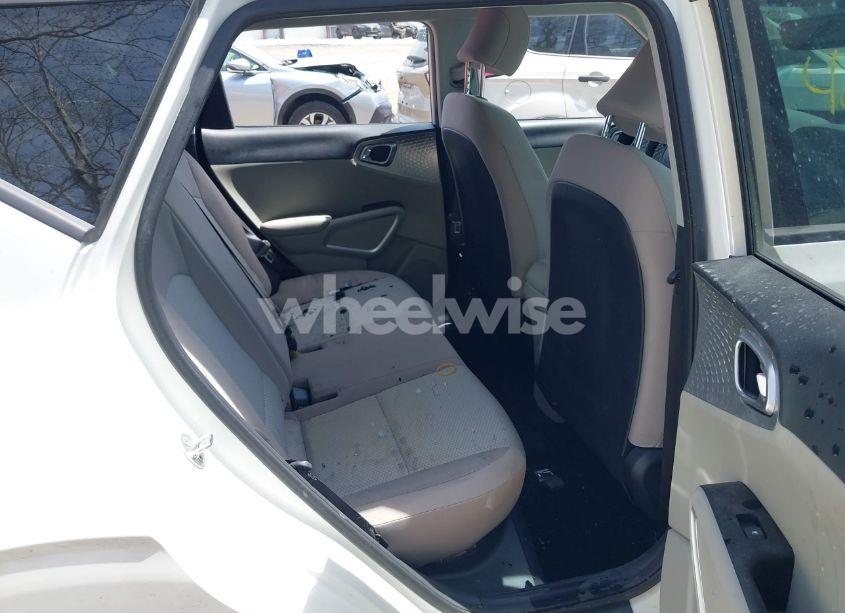 Photo 8 of 2021 Kia Soul LX (VIN KNDJ23AU8M7772518)