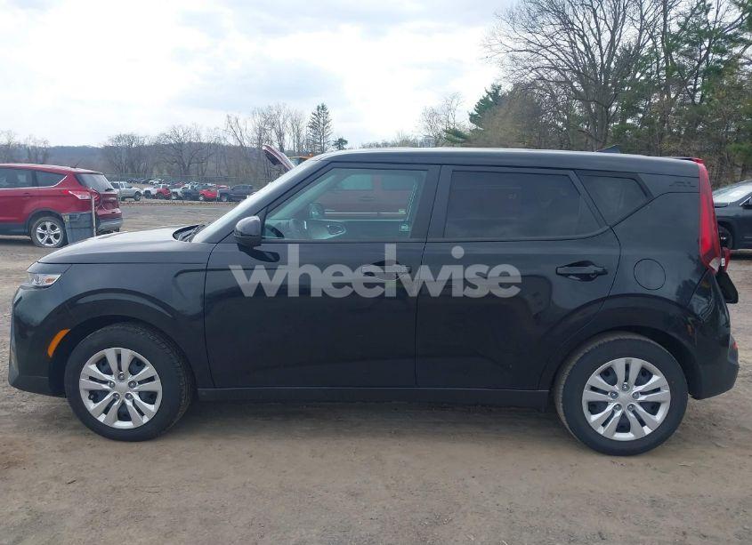Photo 15 of 2022 Kia Soul LX (VIN KNDJ23AU8N7160269)