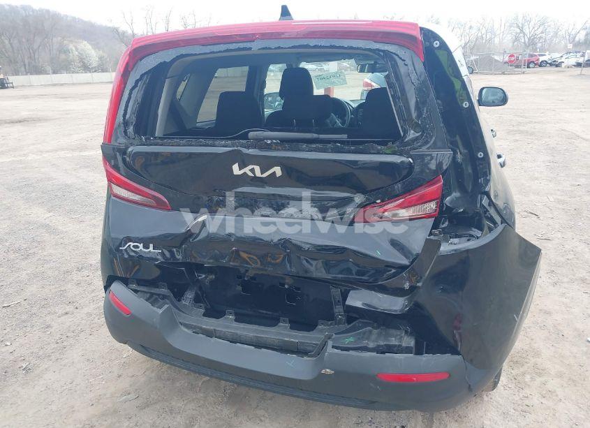 Photo 6 of 2022 Kia Soul LX (VIN KNDJ23AU8N7160269)