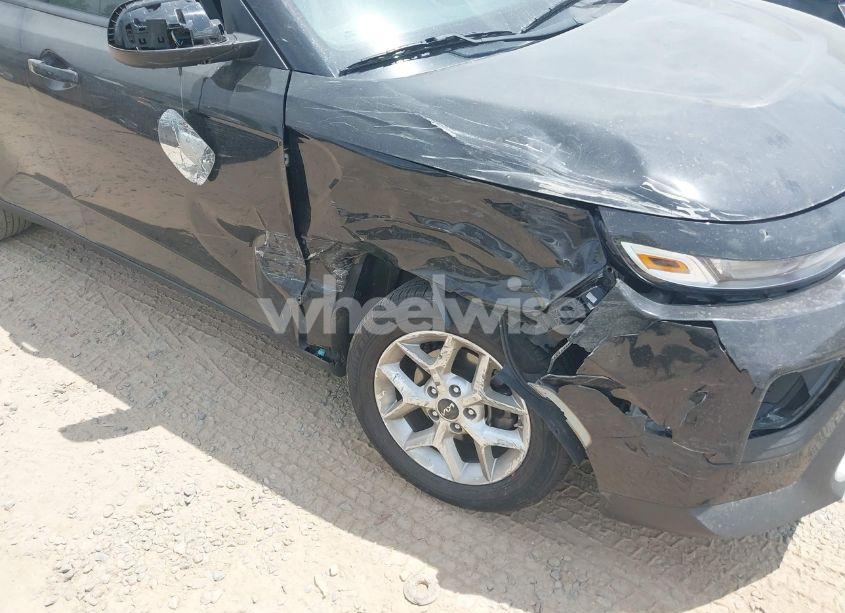 Photo 6 of 2022 Kia Soul LX (VIN KNDJ23AU8N7184149)