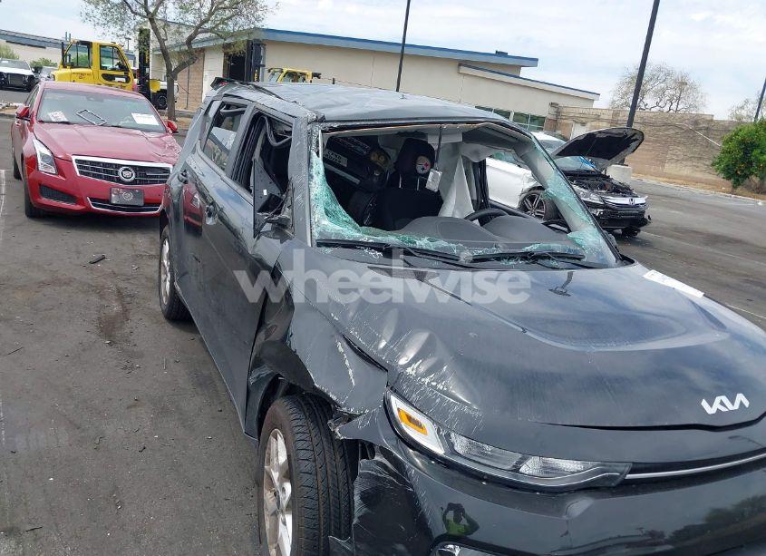 Photo 11 of 2022 Kia Soul LX (VIN KNDJ23AU8N7185608)