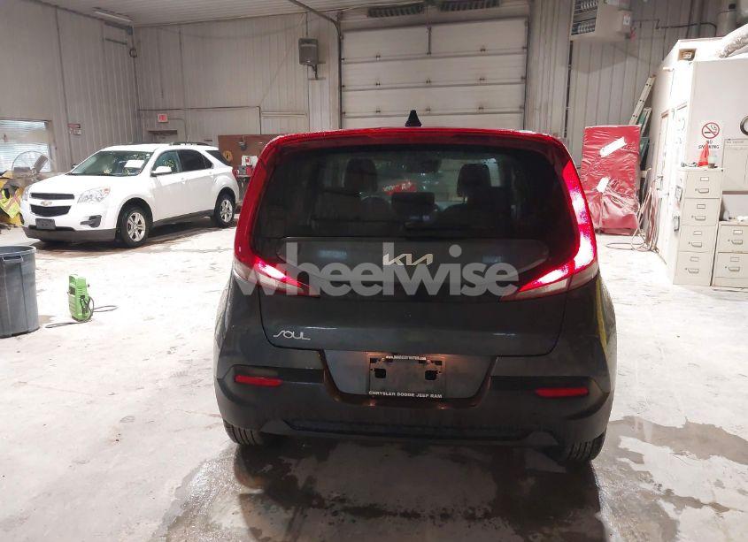 Photo 16 of 2022 Kia Soul LX (VIN KNDJ23AU8N7814817)
