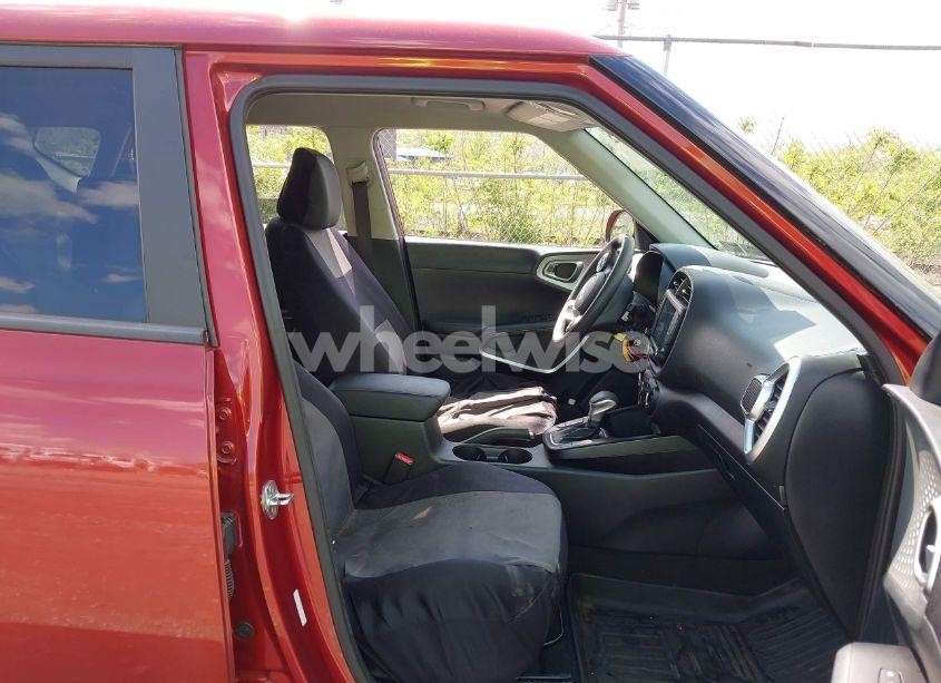 Photo 5 of 2023 Kia Soul LX (VIN KNDJ23AU8P7187989)