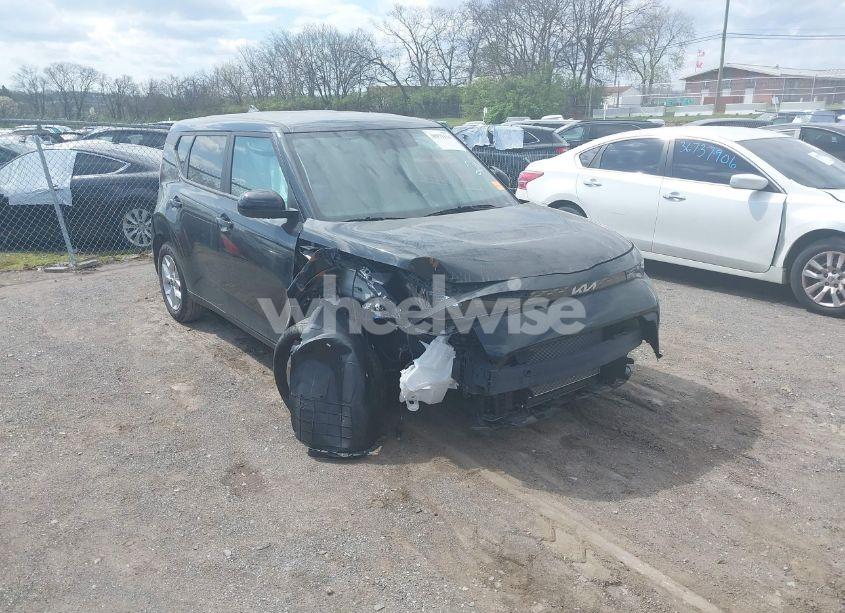 2023 Kia Soul LX (VIN KNDJ23AU8P7876673) main photo