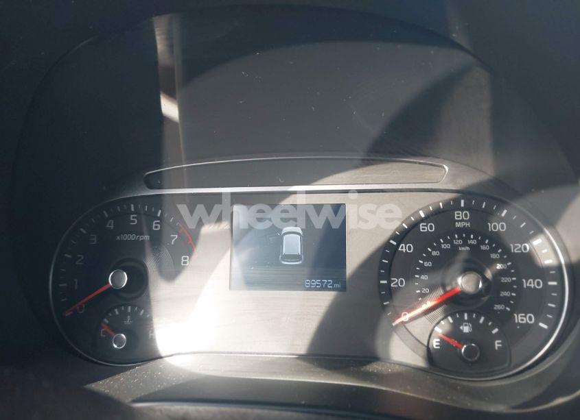 Photo 7 of 2022 Kia Soul LX (VIN KNDJ23AU9N7802384)