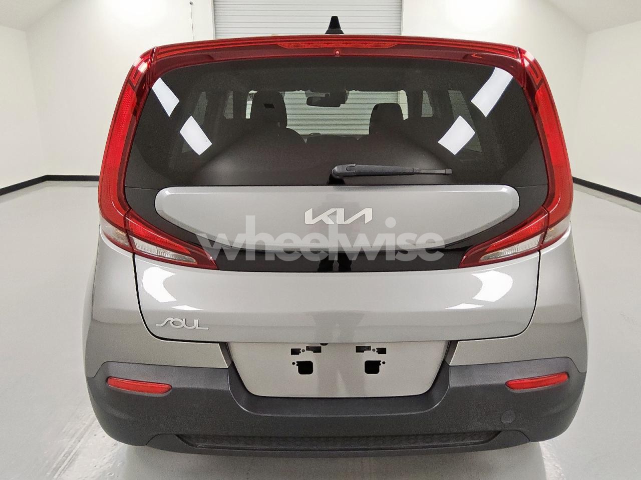 Photo 6 of 2022 KIA SOUL LX (VIN KNDJ23AU9N7807794)