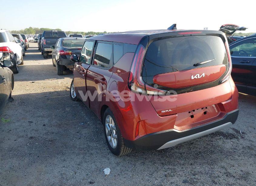 Photo 3 of 2023 Kia Soul LX (VIN KNDJ23AU9P7876925)