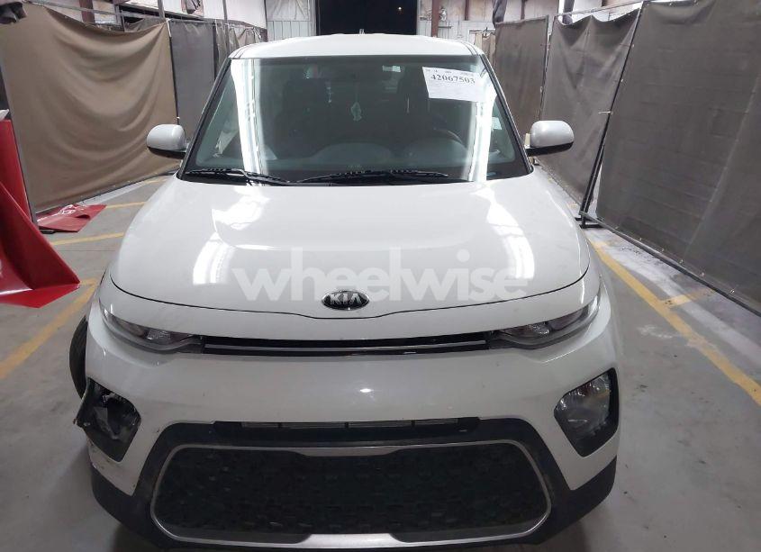 Photo 12 of 2020 Kia Soul LX (VIN KNDJ23AUXL7024951)