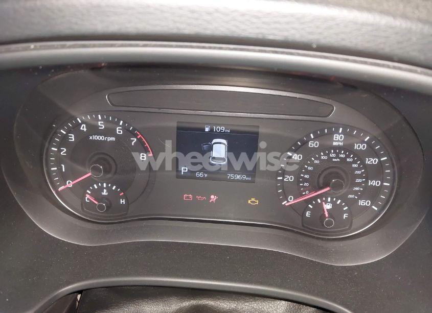 Photo 7 of 2020 Kia Soul LX (VIN KNDJ23AUXL7024951)