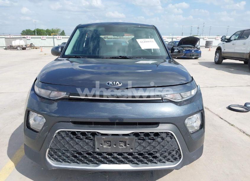 Photo 13 of 2020 Kia Soul LX (VIN KNDJ23AUXL7729877)