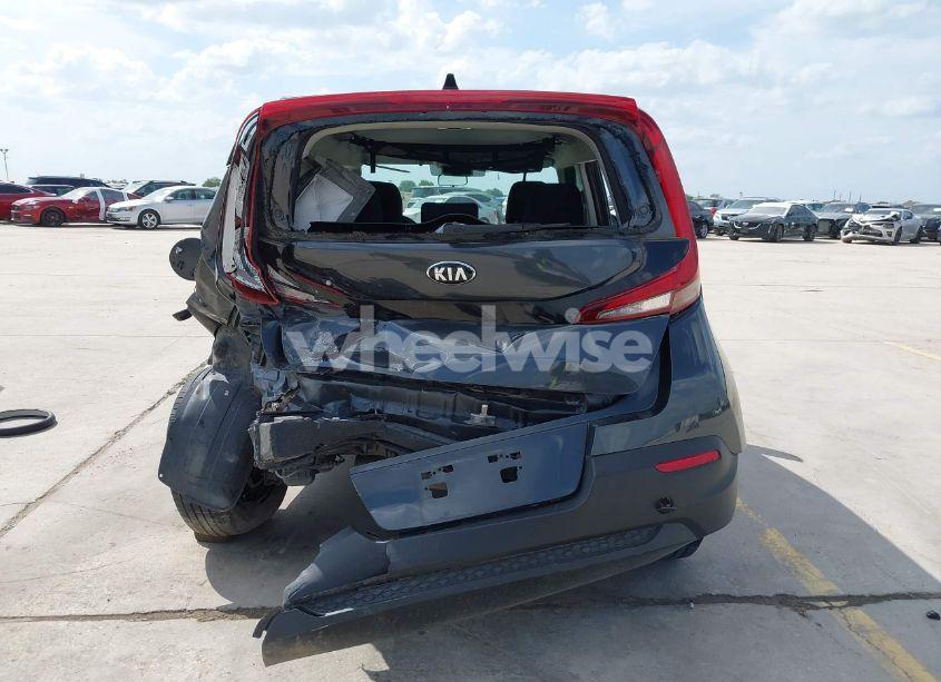 Photo 17 of 2020 Kia Soul LX (VIN KNDJ23AUXL7729877)