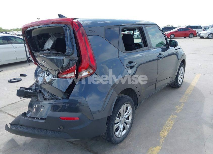 Photo 19 of 2020 Kia Soul LX (VIN KNDJ23AUXL7729877)