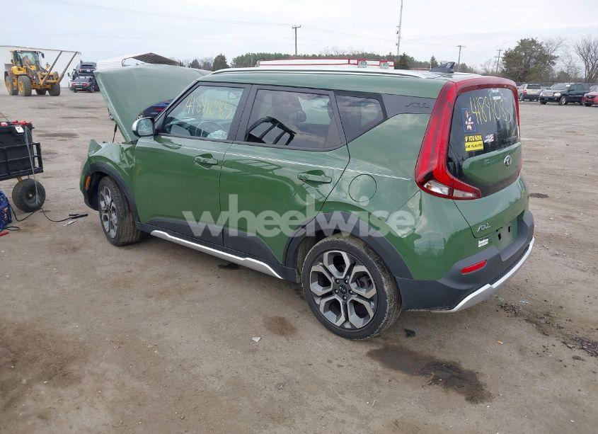 Photo 3 of 2021 Kia Soul X-LINE (VIN KNDJ23AUXM7125683)