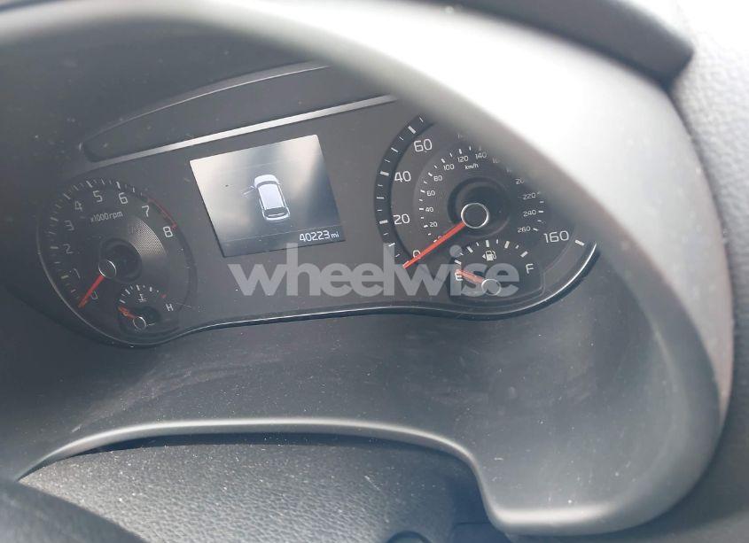 Photo 7 of 2021 Kia Soul X-LINE (VIN KNDJ23AUXM7125683)