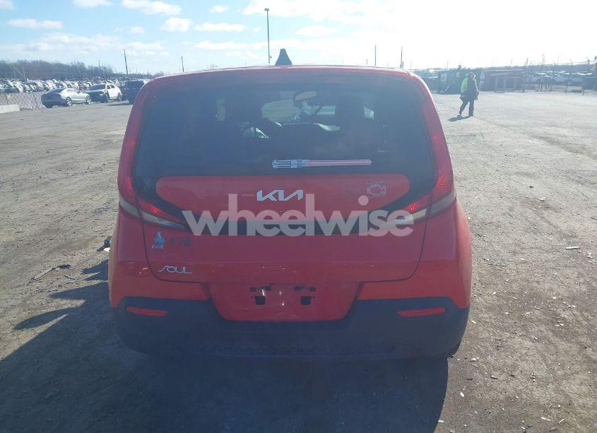 Photo 16 of 2022 Kia Soul LX (VIN KNDJ23AUXN7172259)
