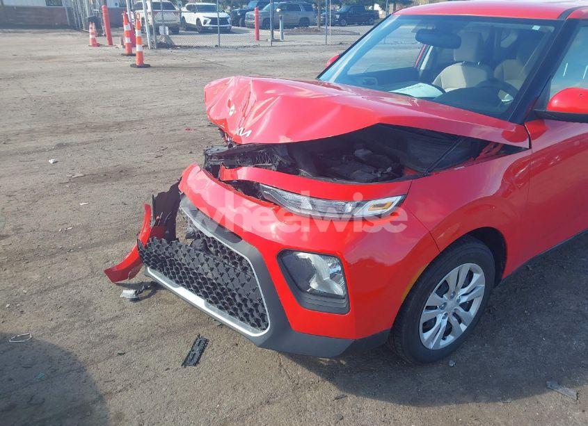 Photo 6 of 2022 Kia Soul LX (VIN KNDJ23AUXN7172259)