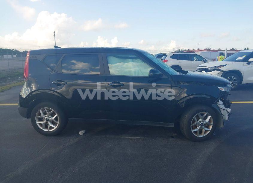 Photo 13 of 2022 Kia Soul LX (VIN KNDJ23AUXN7173797)
